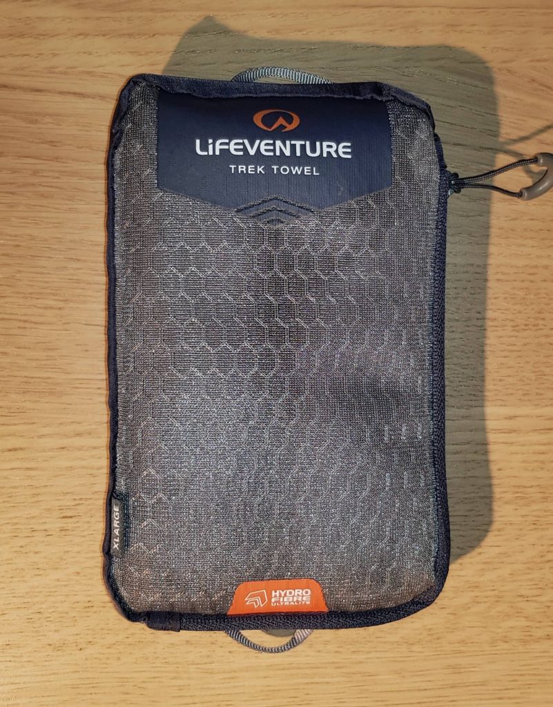 Lifeventure Hydrofibre Travel Towel (1) Lifeventure Hydrofibre travel towel