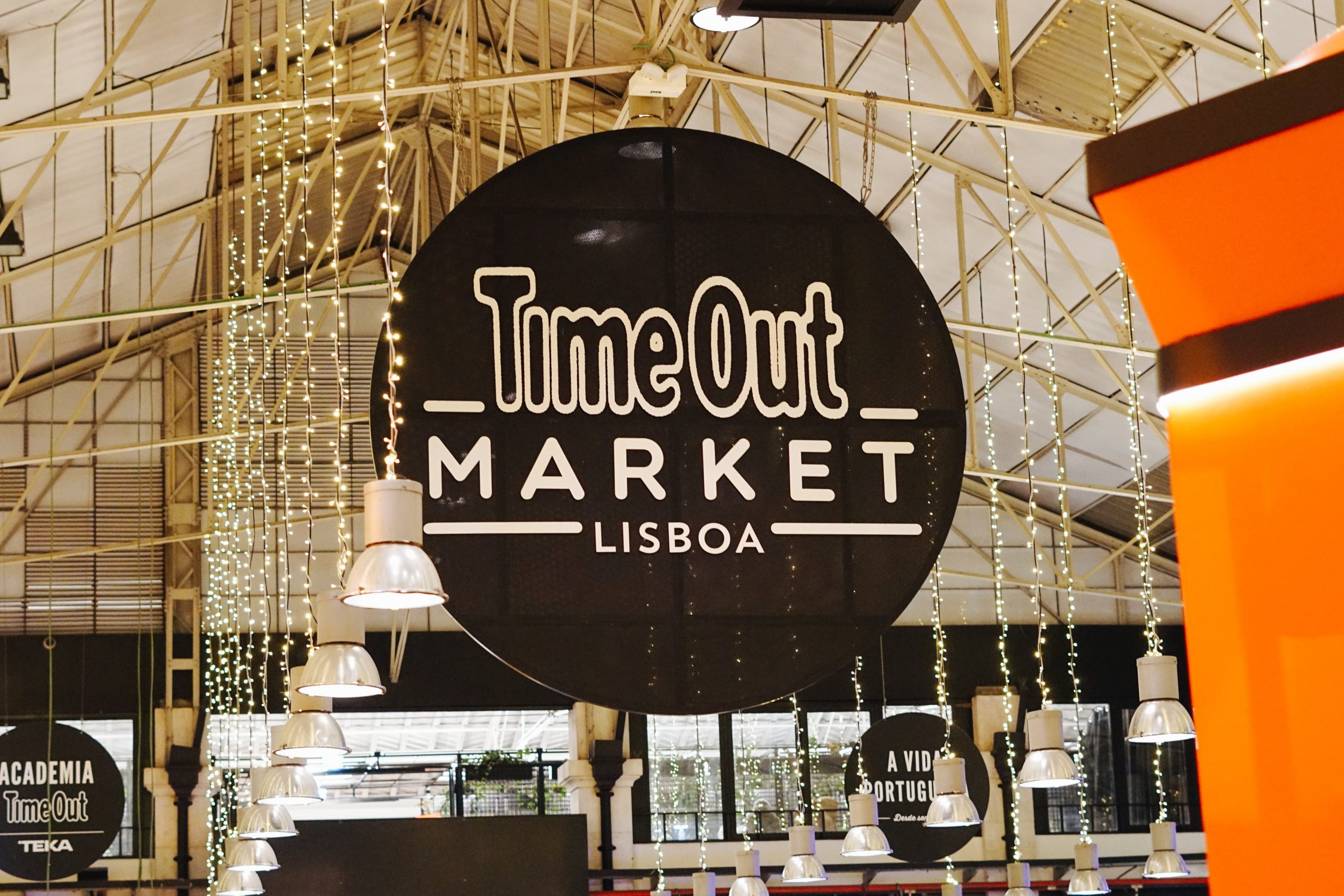 TimeOut Lisboa Sign