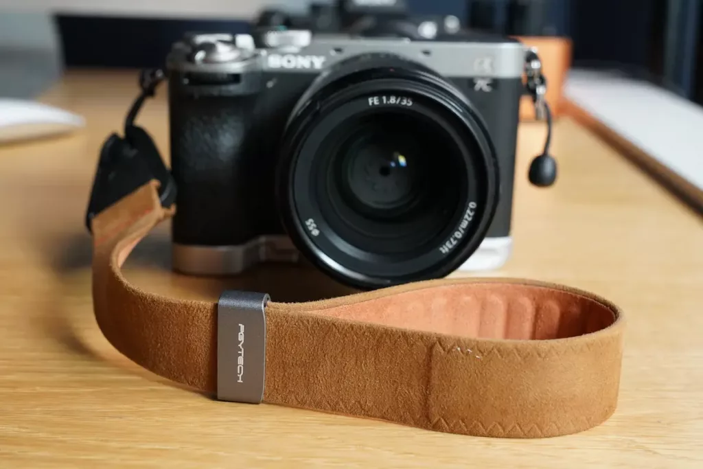 PGYtech Wrist Strap 3x2 PGYtech Wrist Strap Earth Brown