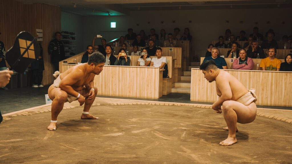 Sumo_experience1_16x9