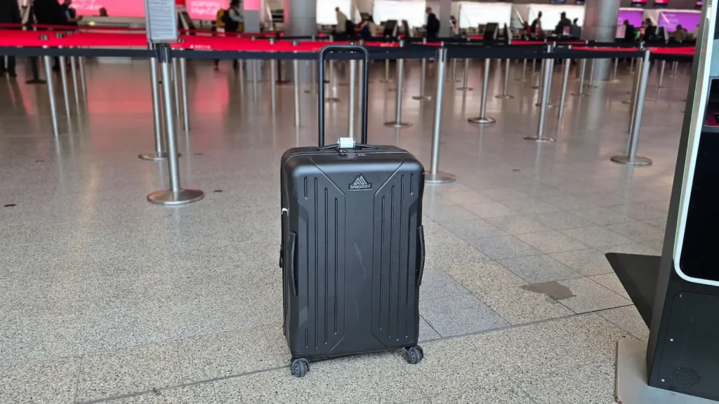Gregory Quadro Pro in Heathrow Airport